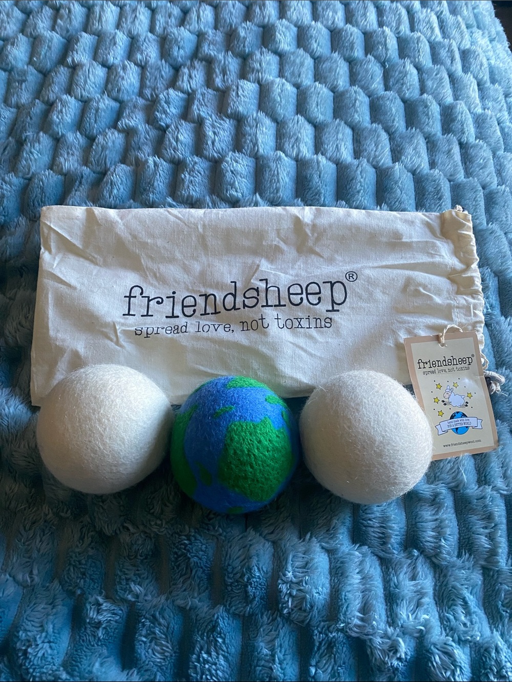 Friendsheep No Planet B Wool Eco Dryer Balls Set of 3 NWT